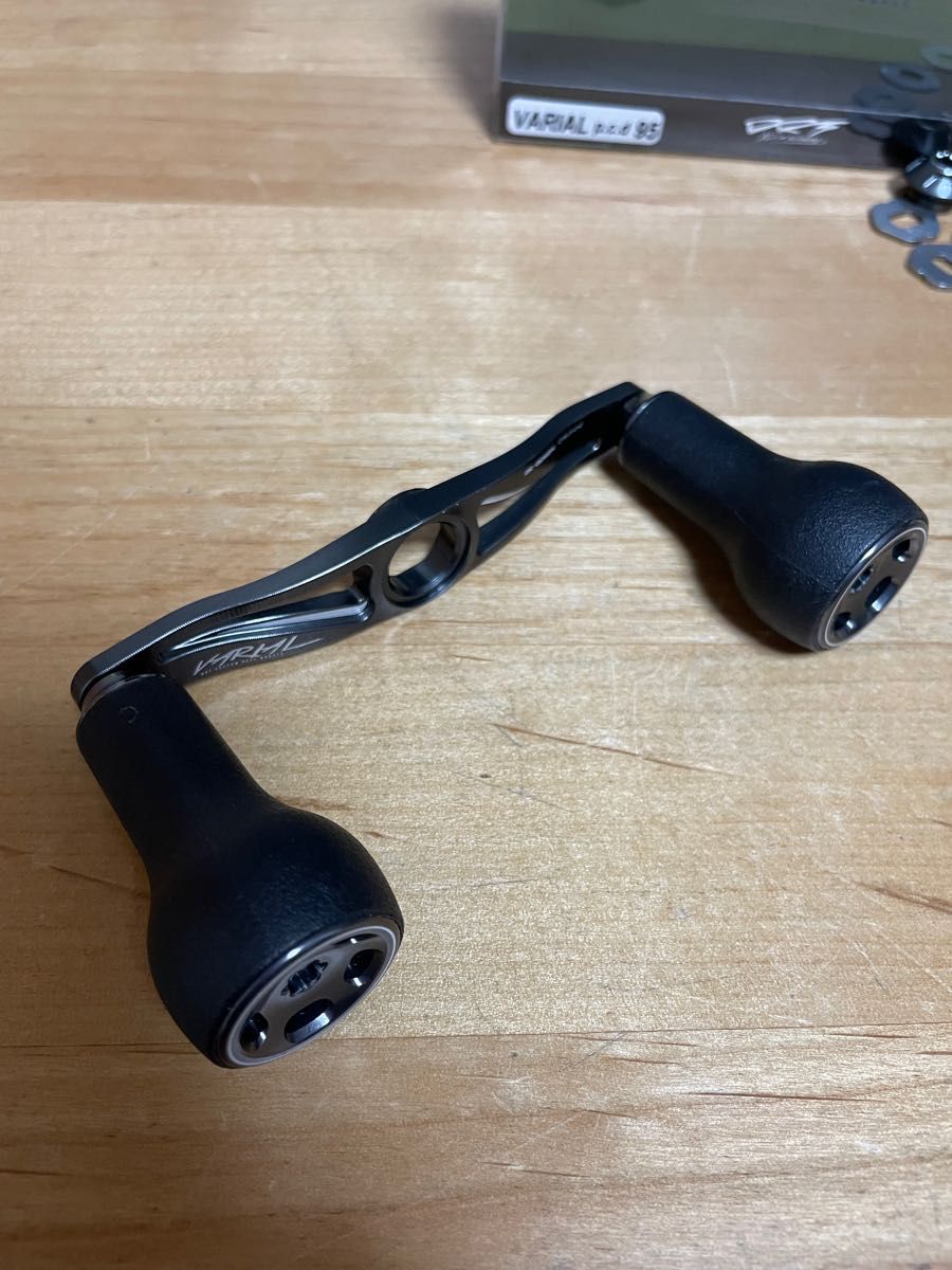 DRT バリアル ハンドル VARIAL 95 Gunmetal ガンメタ シマノ右